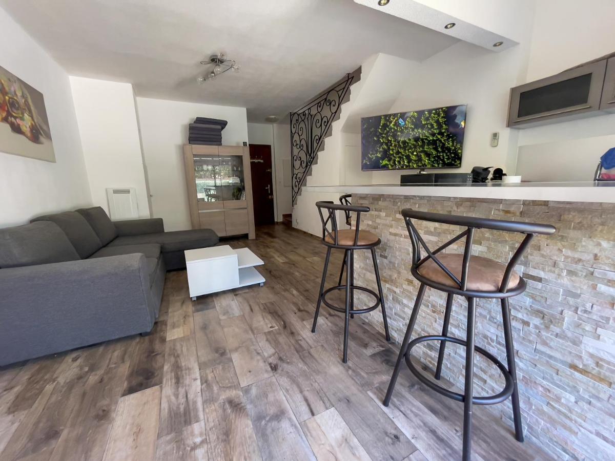 Apartement Maenat Borgo  Exterior foto